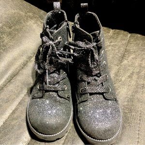 Little Girls Charcoal Glitter Combat Boots (12)